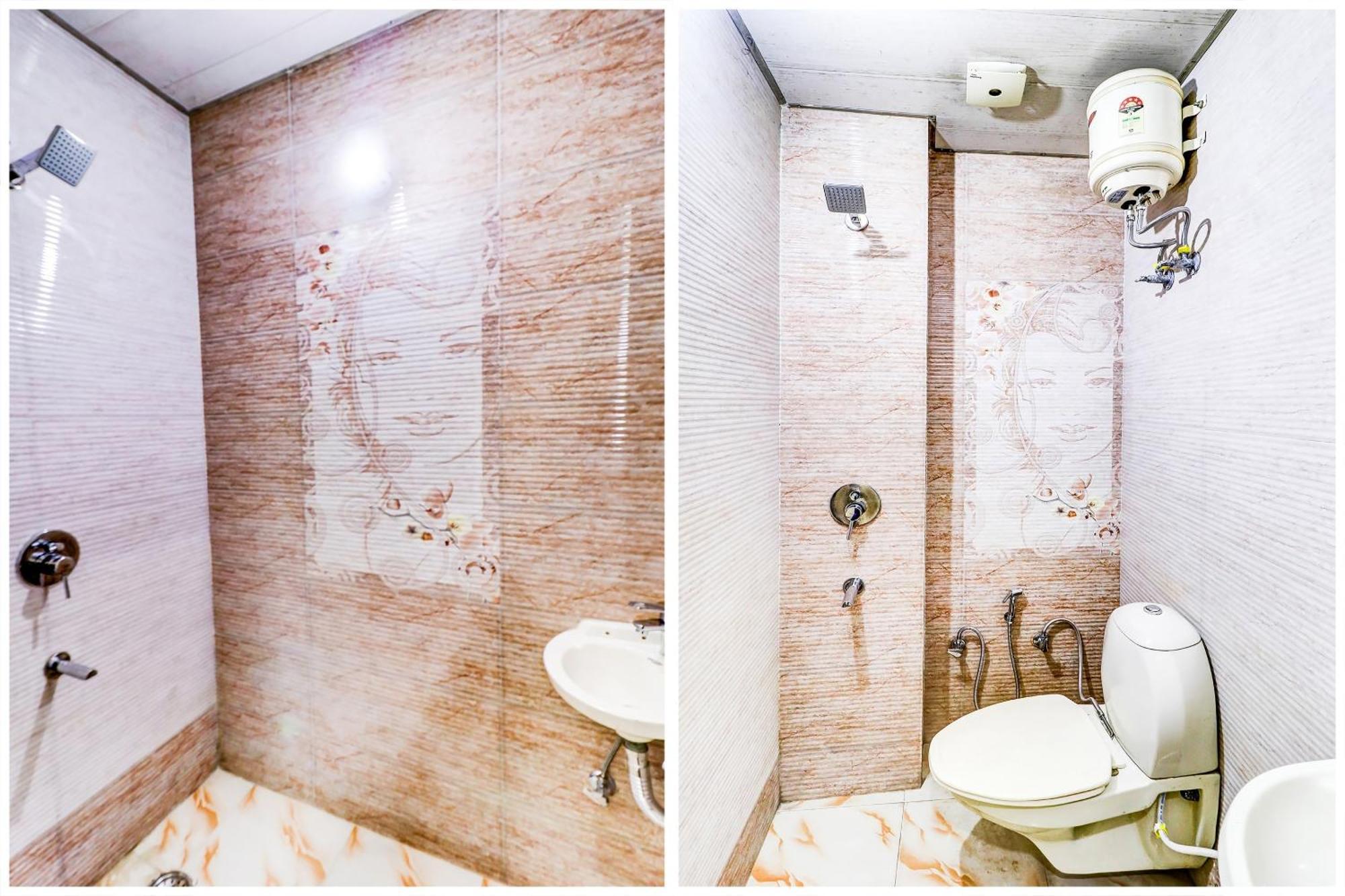 Hotel O Rs Hotels Near Pitampura Metro Делі Екстер'єр фото